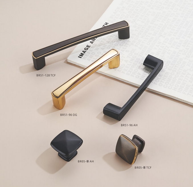 BR-51-05 Hardware Door Locks